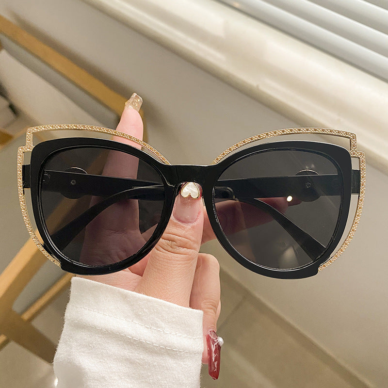 Damen Cat-Eye Sonnenbrille mit funkelndem Detail Karnz