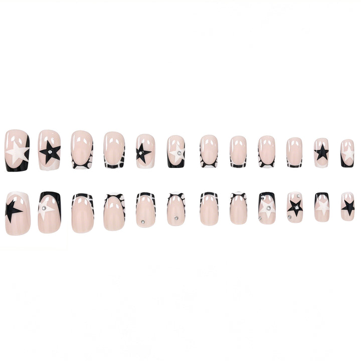 Elegante Künstlerische Gel-Nagelverlängerungen Karnz