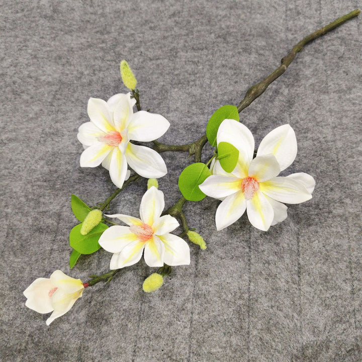 Lebensechte Blumenspitze mit weichen Blütenblättern