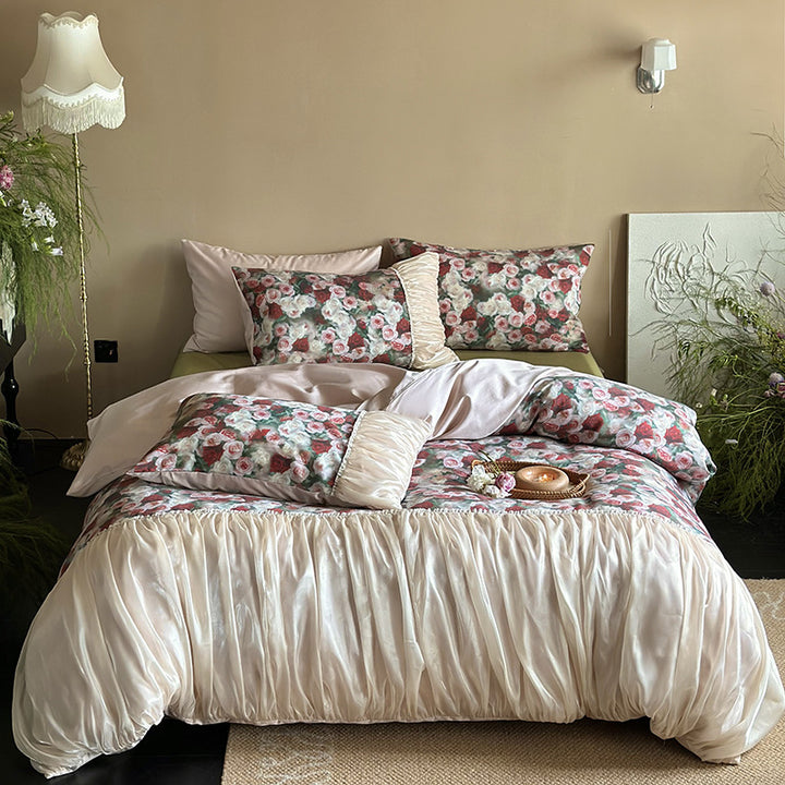 Luxuriöses Satin-Bettwäsche-Set mit Rosenmuster und gerafftem Bettrock