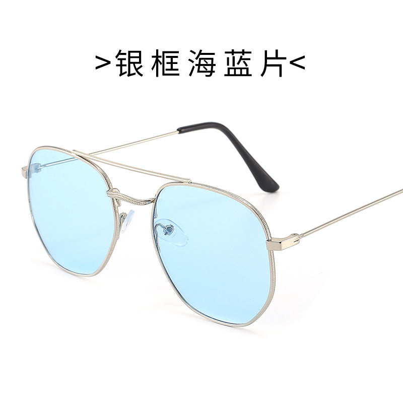 Damen Sonnenbrille mit ovalem Rahmen und schützendem Verlaufsglas Karnz