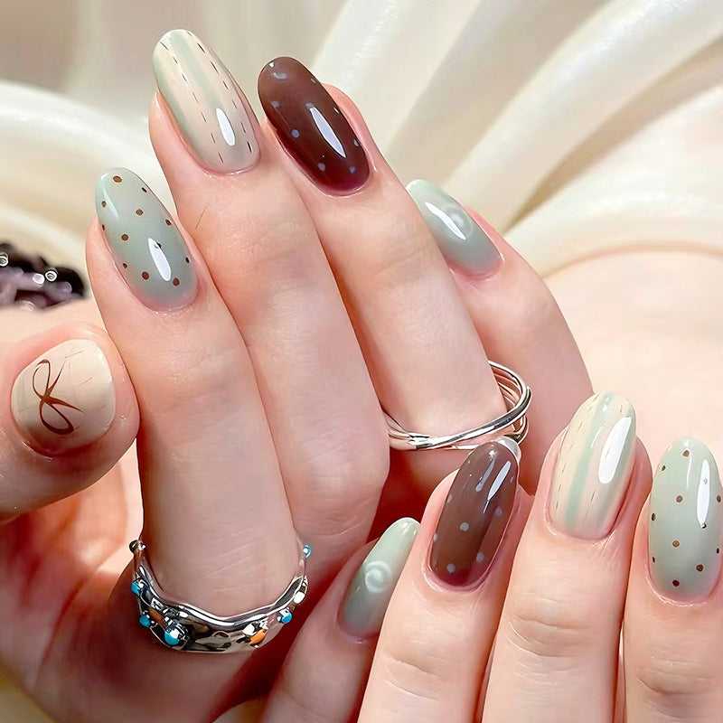 Künstlerische Themen Nageldesign Kollektion Karnz