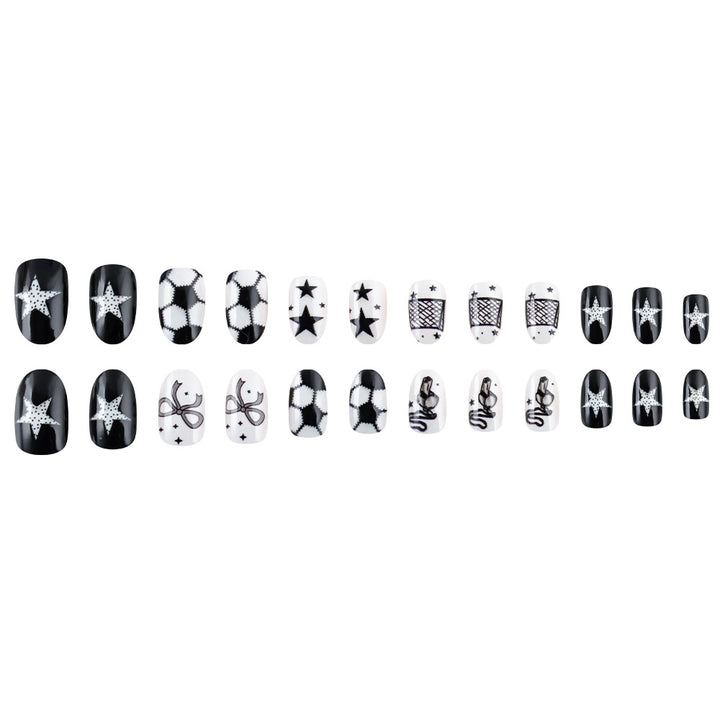 Sportliche Animierte Nagelkunst Karnz