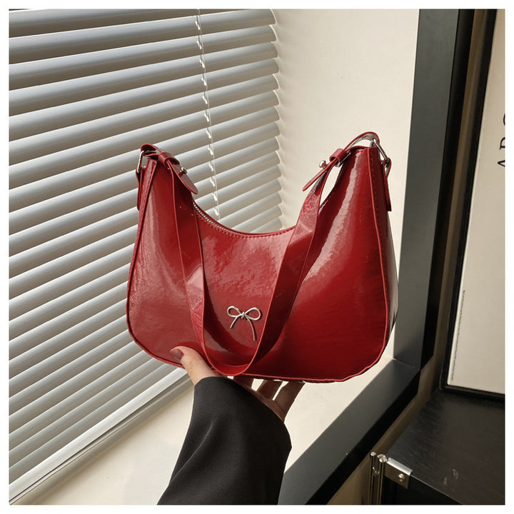 Premium Glänzende Kunstleder Hobo Tasche Karnz
