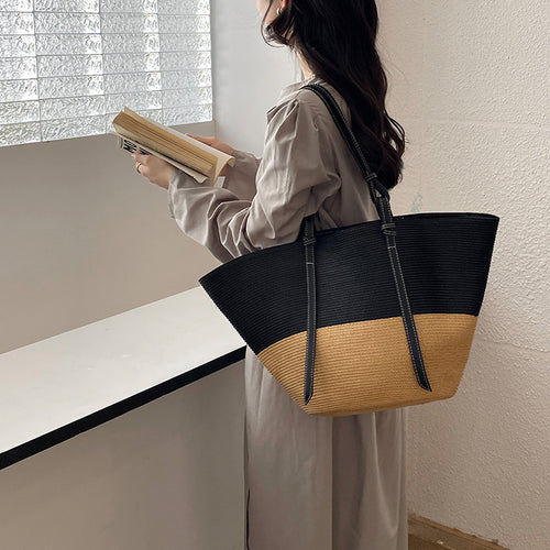 Damen Elegante Handtasche aus geflochtenem Naturmaterial mit luxuriösen Ledergriffen Karnz