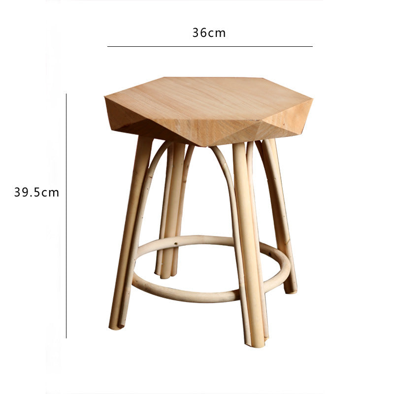 Moderner Hocker aus hochwertigem Holz Karnz