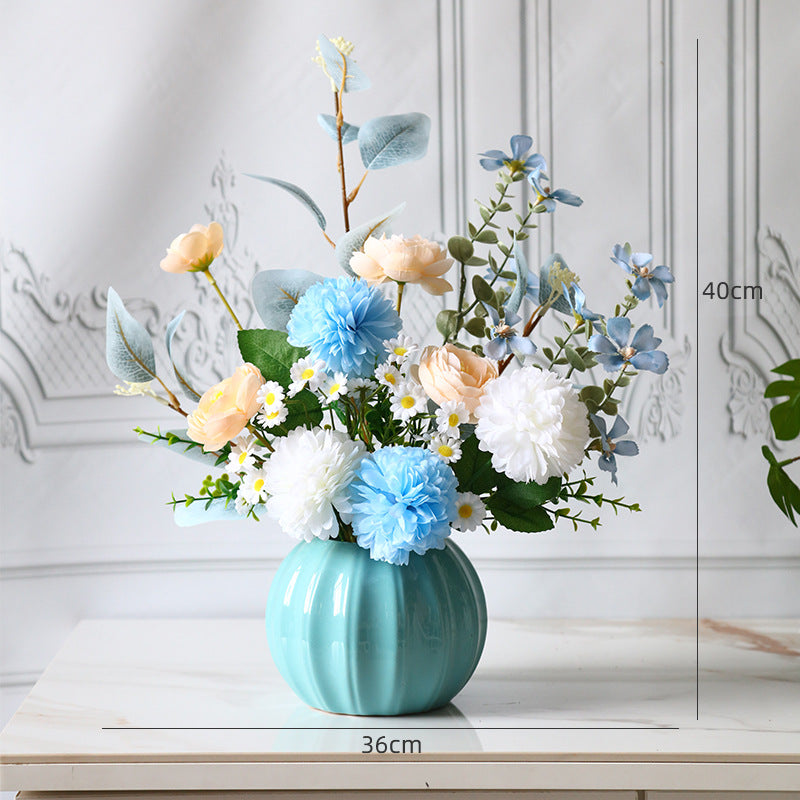 Charmante Blumenarrangement