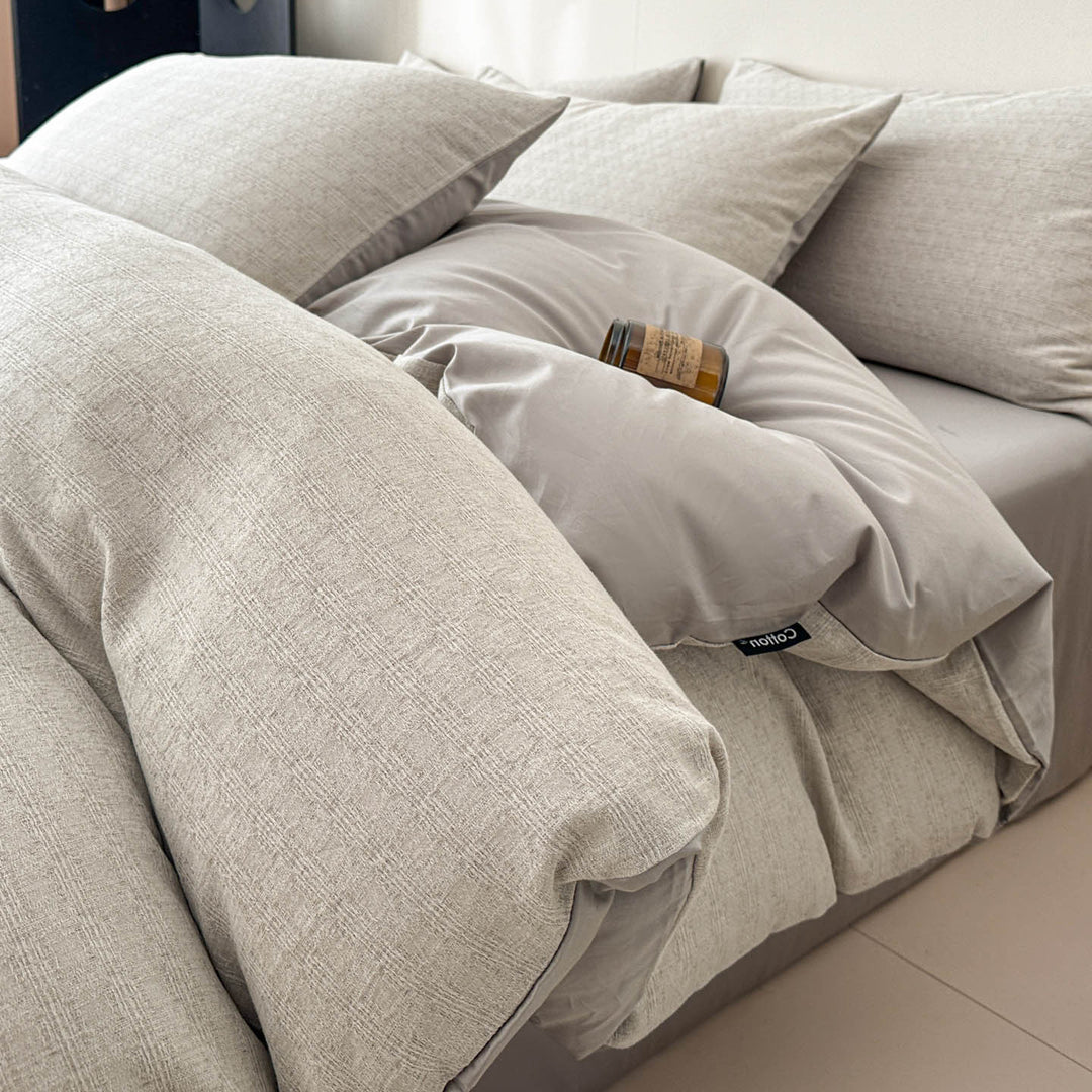 Umkehrbares bedrucktes Bettbezug-Set mit Satin-ähnlichen Kissenbezügen