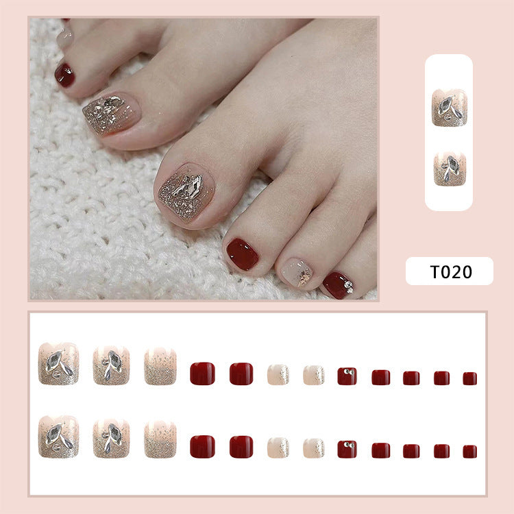 Fußnagelkunst-Set mit glamourösen Glitzerakzenten Karnz