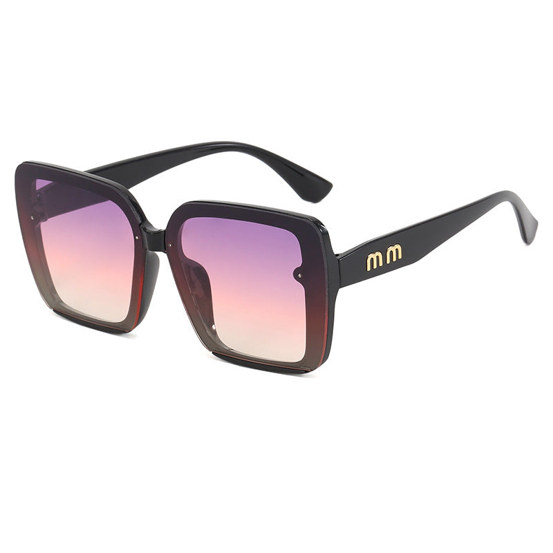 Damen modische quadratische Sonnenbrille mit gradienten Gläsern Karnz