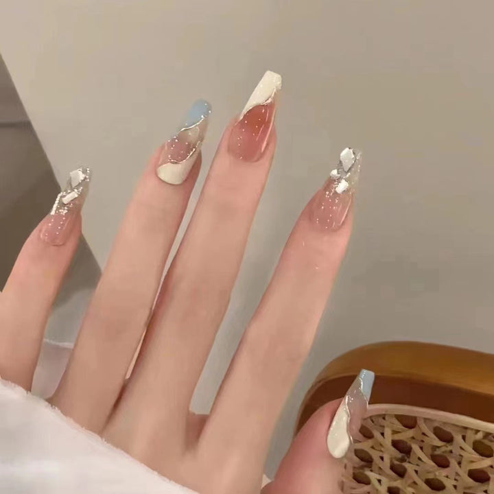 Elegante Stiletto Press-On Nail Art mit geometrischem Design Karnz
