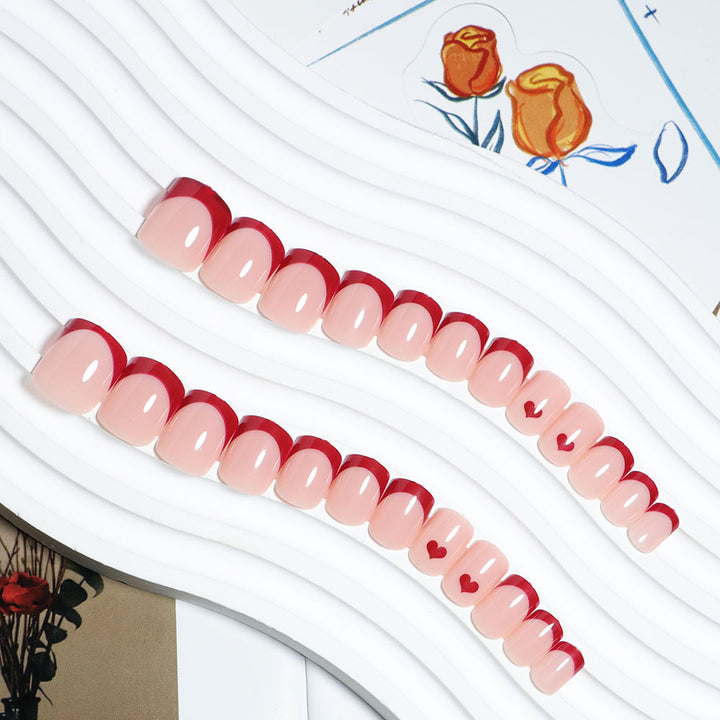 Künstlerisches Herz-Design Press-On Nagelset Karnz
