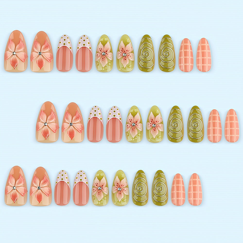 Kreatives Blumen-Nageldesign Karnz