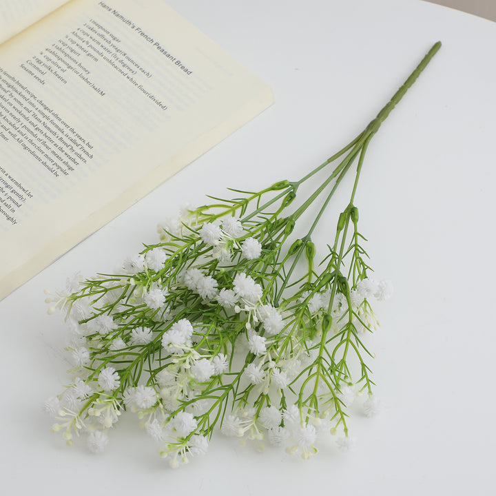 Dekorativer Kunstblütenzweig mit filigranen lila Blüten Karnz