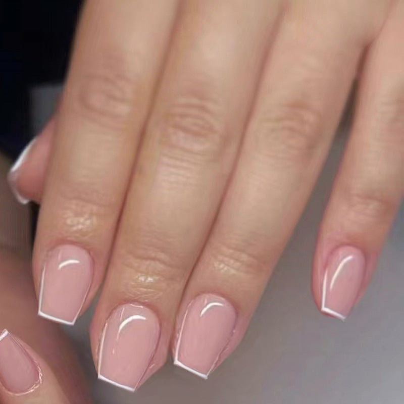 Elegante Nagelpflege Karnz