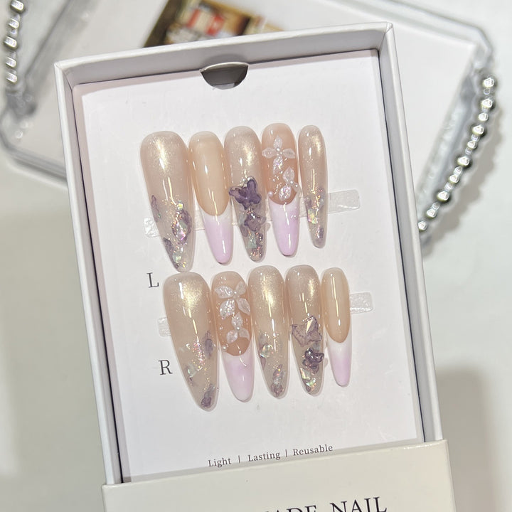 Elegantes Dekoratives Florales Press-On Nagelset