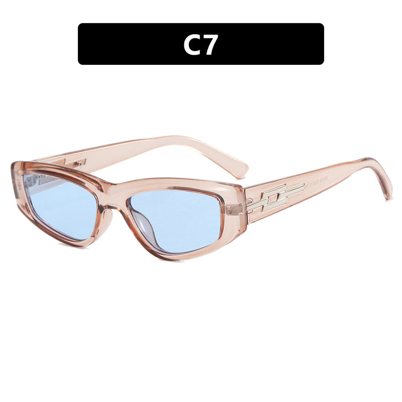 Damen modische Cat-Eye Sonnenbrille mit transparentem Rahmen und kühlen Gläsern Karnz