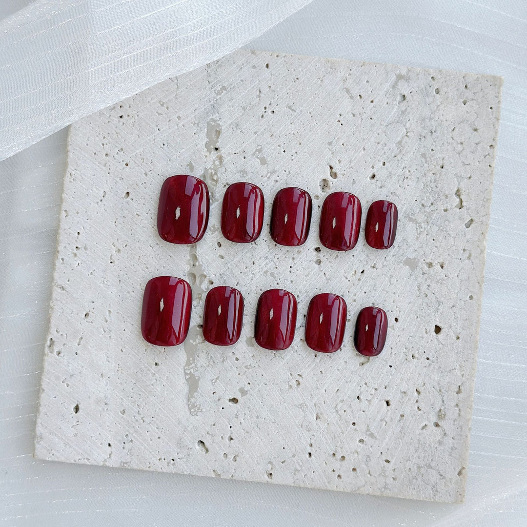 Herz dekoriertes Press-On Nagelset