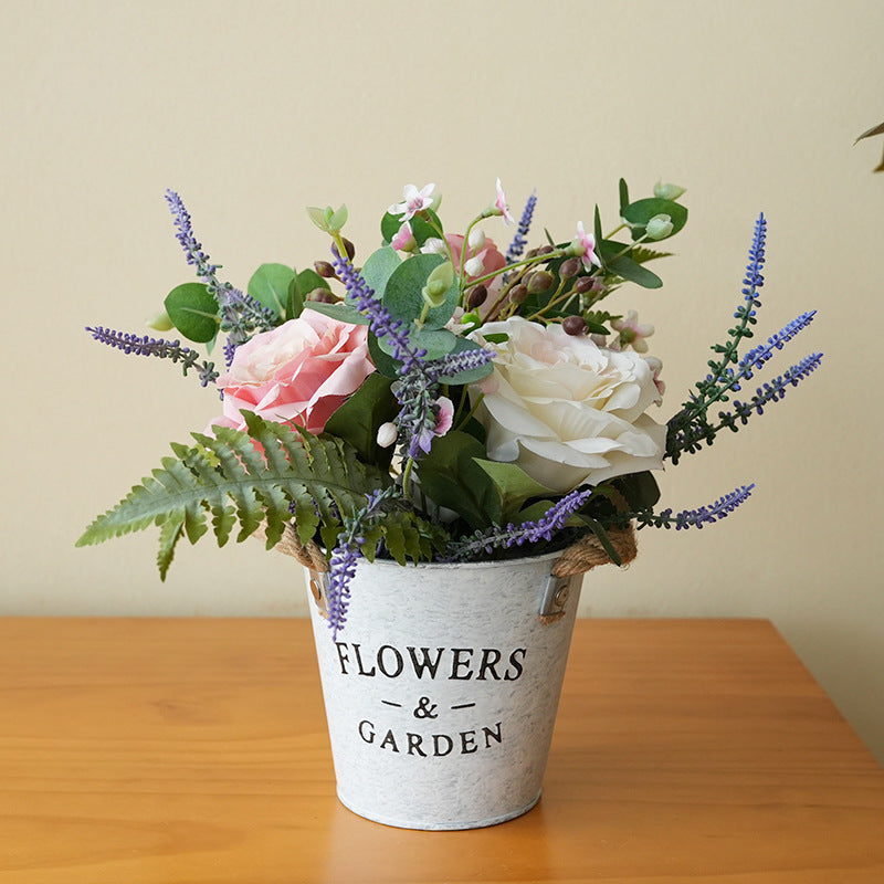 Dekorativer Kunstblumenstrauß Karnz