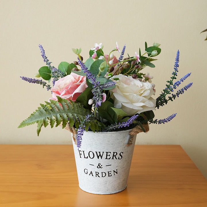 Dekorativer Kunstblumenstrauß Karnz