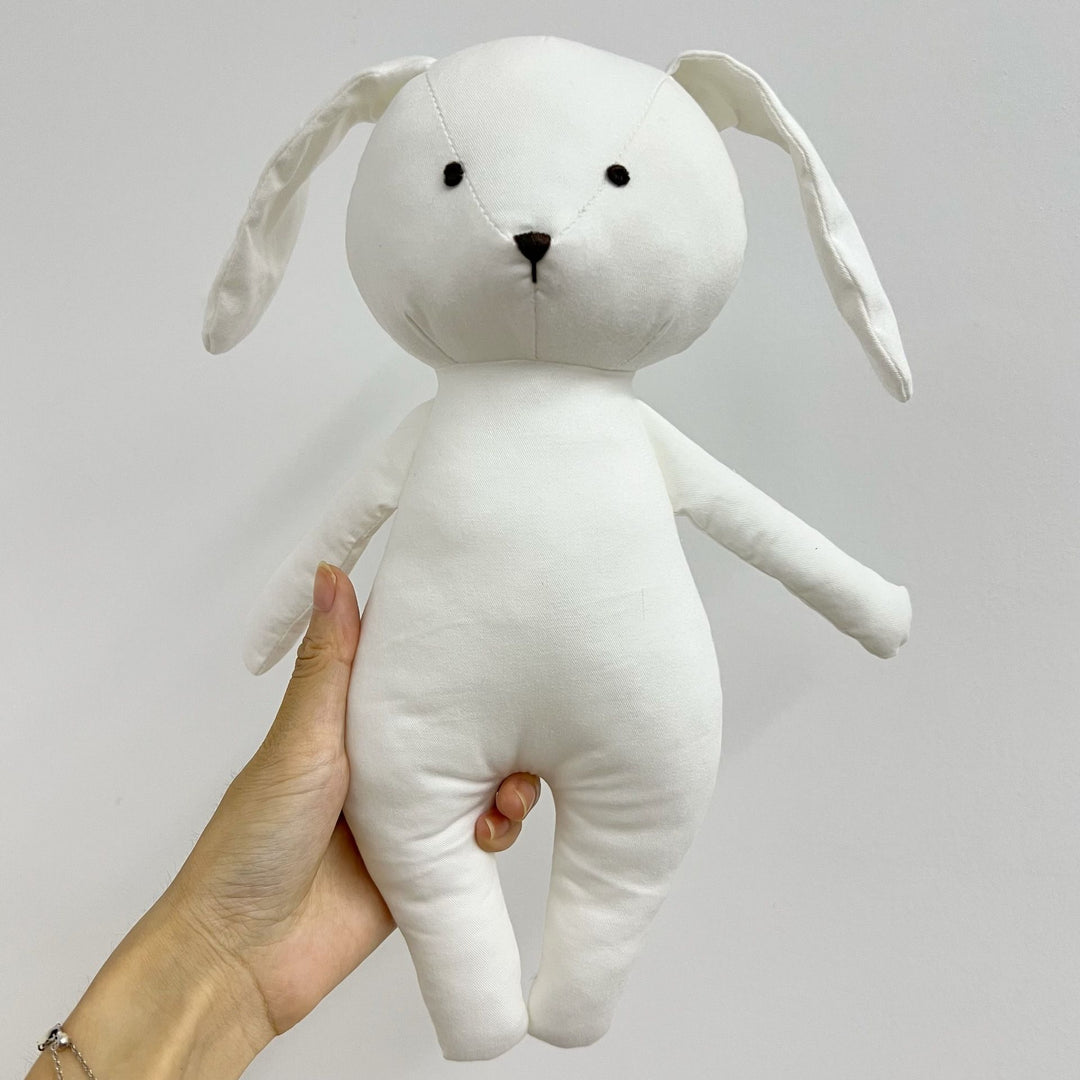 Weiche Leinenhase Puppe Paar mit abnehmbaren vintage-inspirierten Outfits