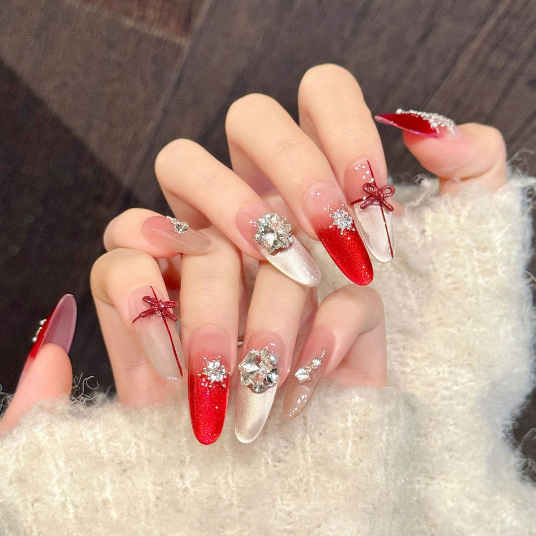 Elegantes Dekoratives Press-On Nagelkunst Set