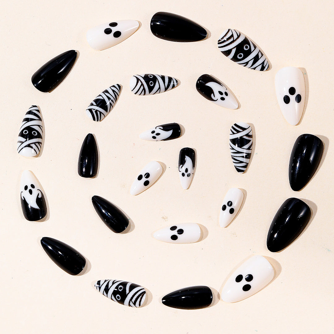 Halloween-Themen Gespenst und Mumie Nagelkunst Karnz