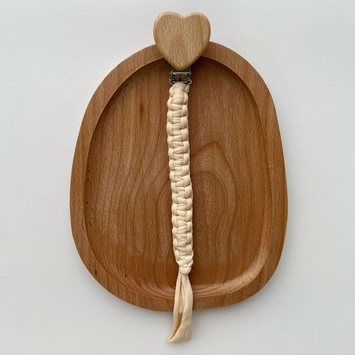 Geflochtener Baumwoll-Schnuller- und Beißring-Clip mit herzförmiger Holz-Sicherheitsklemme