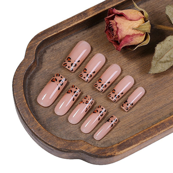 Artistic Nail Design Karnz