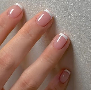 Chic Französische Tip Nagelverstärkungen Karnz