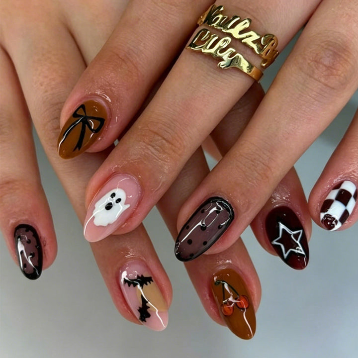 Halloween Kunstnagelset mit gruseligen Motiven und gleitendem Design Karnz