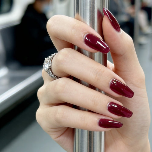 Glänzende Stiletto Press-On Nägel