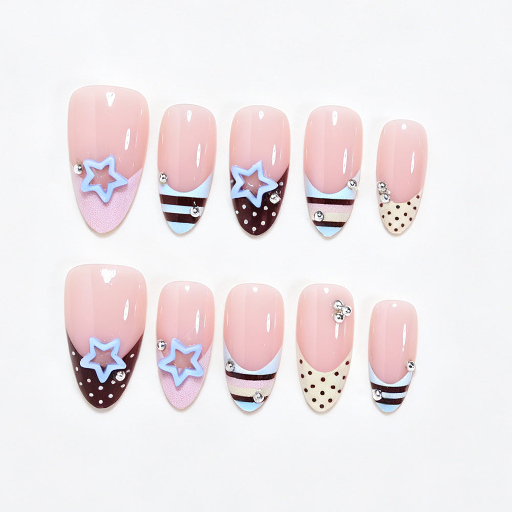 Kreatives Dekoratives Press-On Nagelkunst Set Karnz
