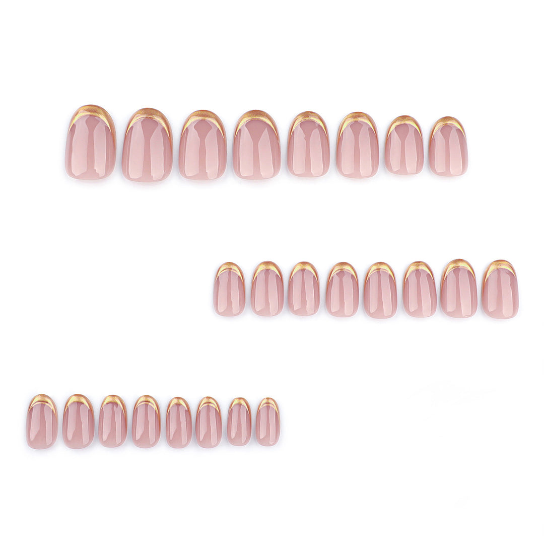 Elegante goldfarbene French-Nagelkunst Karnz