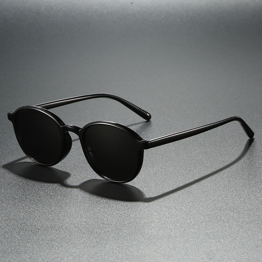 Damen modische Sonnenbrille im klassischen Ovaldesign Karnz