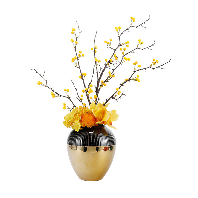 Dekorativer floraler Mittelstück-Vase