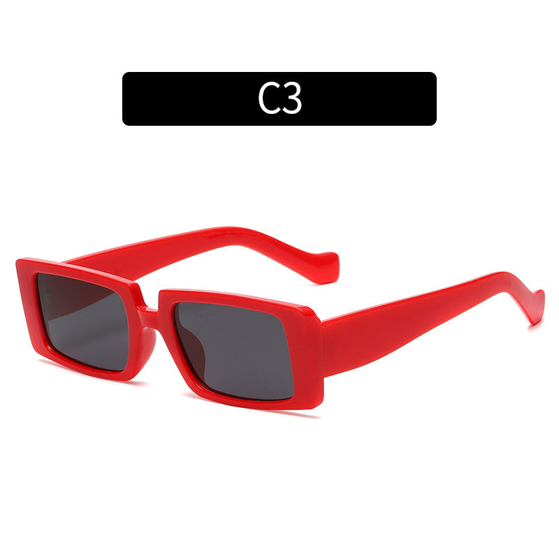 Futuristische angular Kontrastrahmen Sonnenbrille