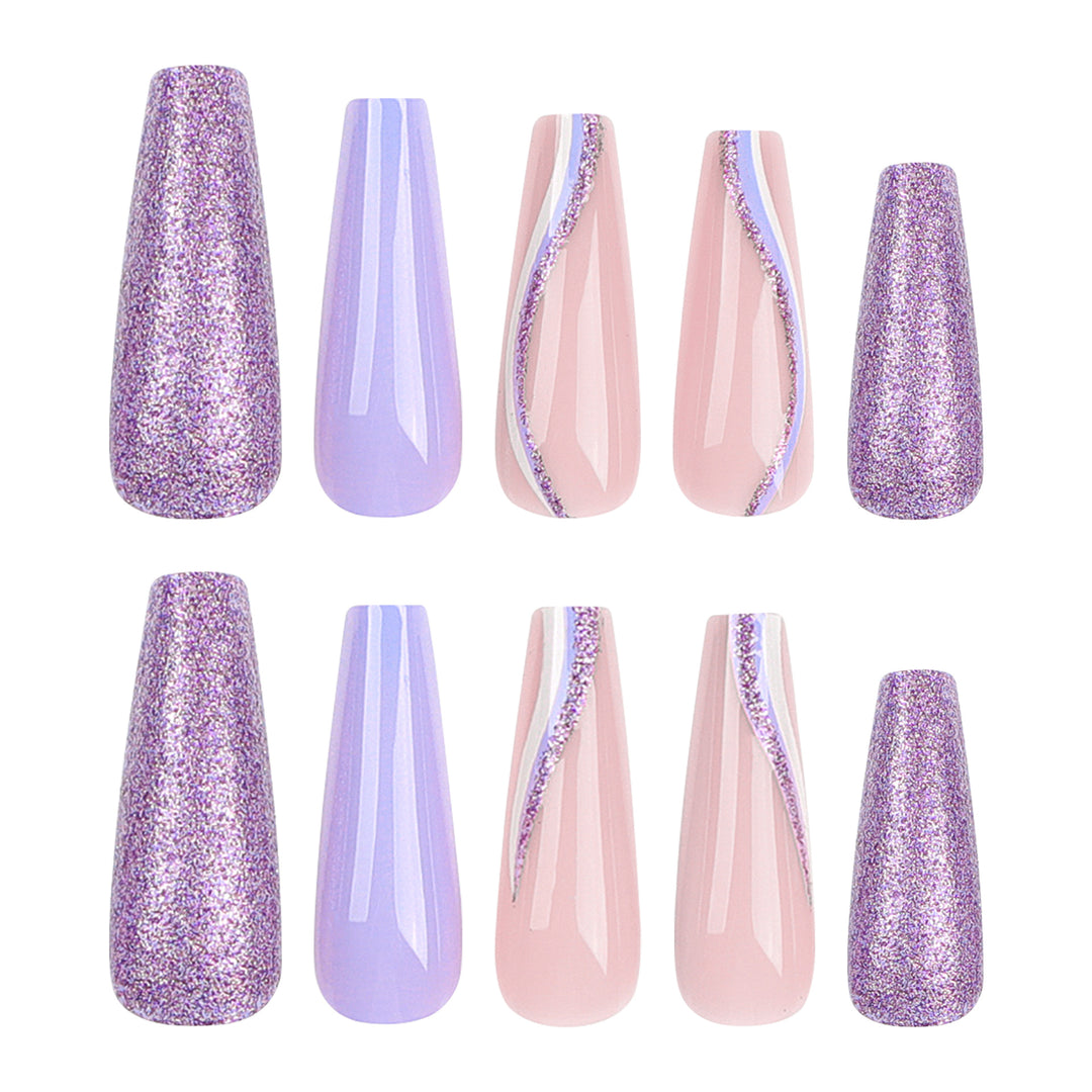 Glamouröse Stiletto-Nägel mit Glitzer- und Ombre-Design Karnz