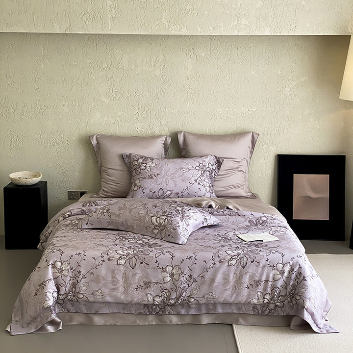 Jacquard-Bettbezuggarnitur mit tonalem Blumenrelief und seidig-mattem Finish