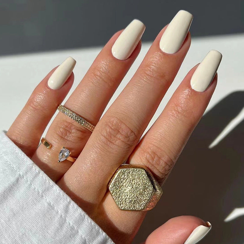 Elegante Nagelkunst Karnz
