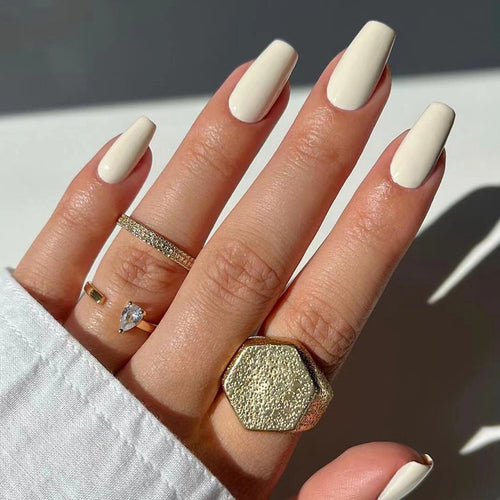 Elegante Nagelkunst Karnz