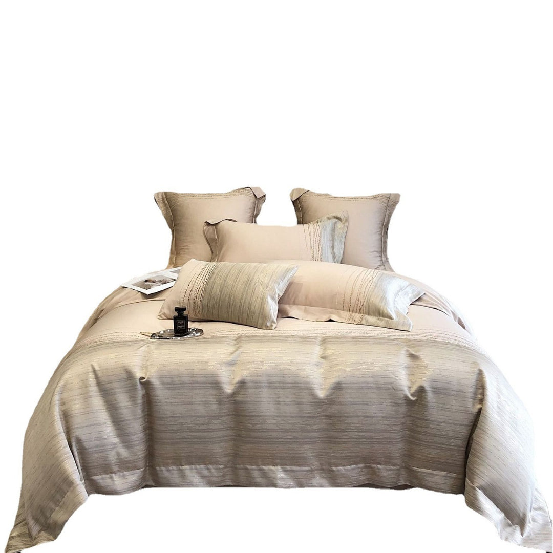 Luxuriöses Satin-Bettwäsche-Set mit Jacquardstruktur und Zierkissen