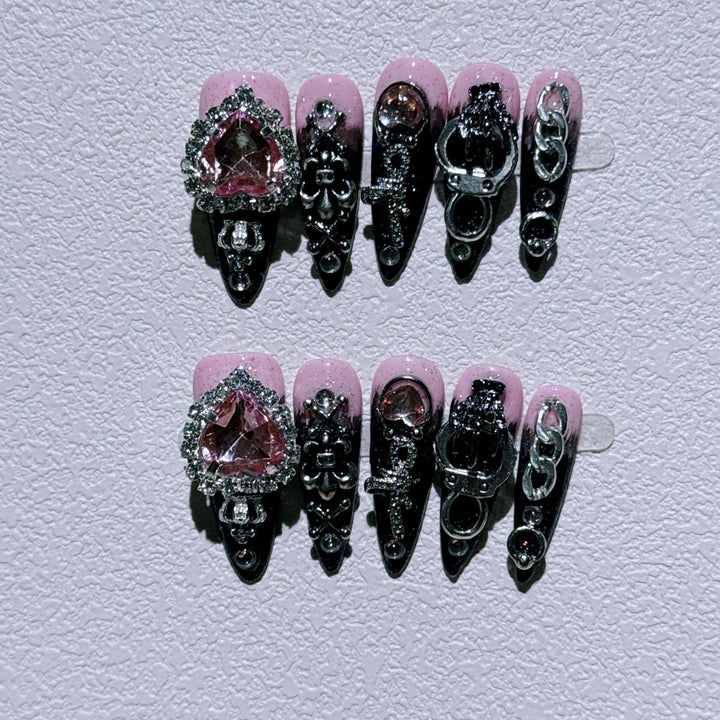 Glamouröse Nagelkunst Verlängerungen