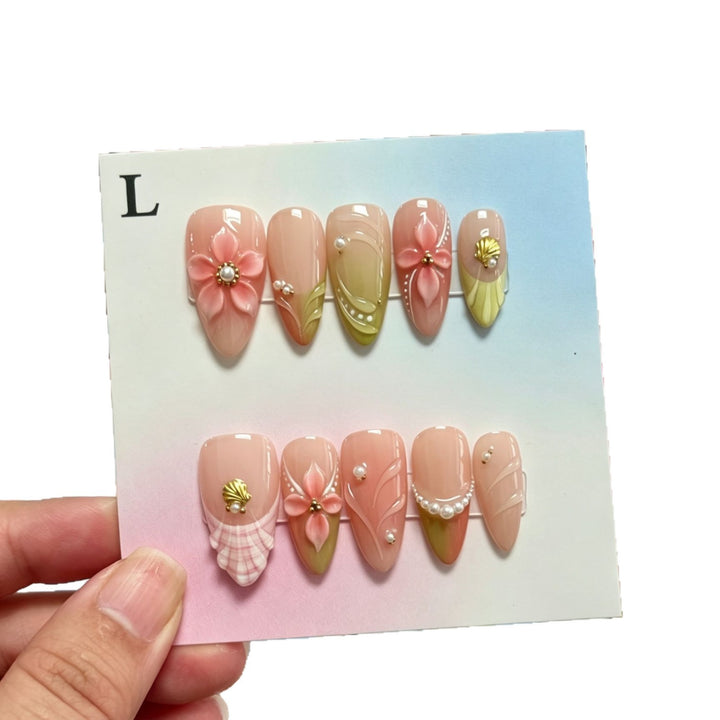 Dekoratives mit Blumen verziertes Press-On Nail Set