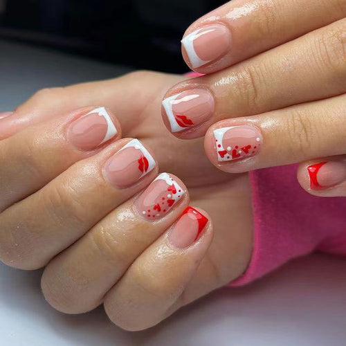 Kreatives Kiss-inspiriertes Nagelkunst-Set