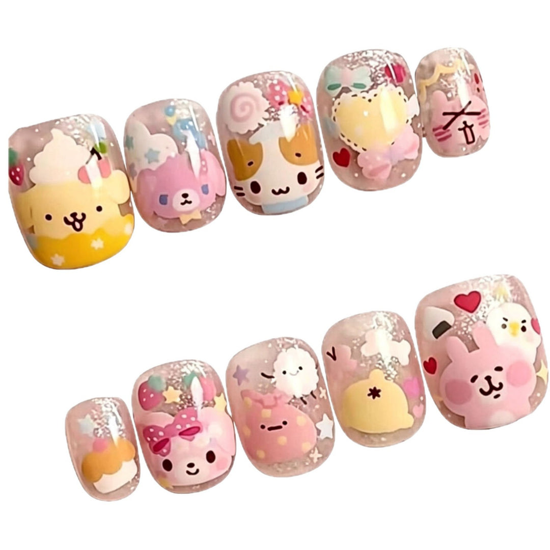 Verspieltes Cartoon-Charakter-Nagelkunst-Set Karnz