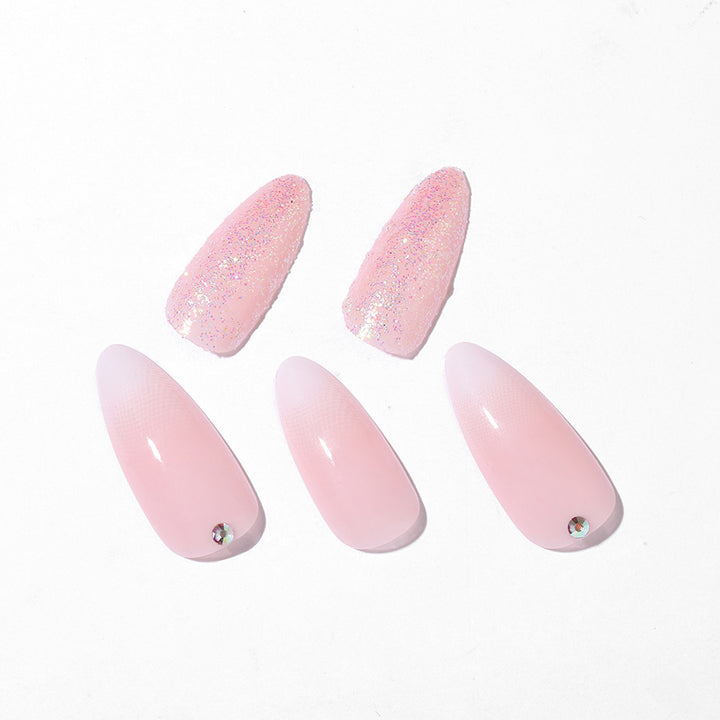 Elegante Press-On Nagelspitzen Set mit Glitzer und Ombre-Design Karnz