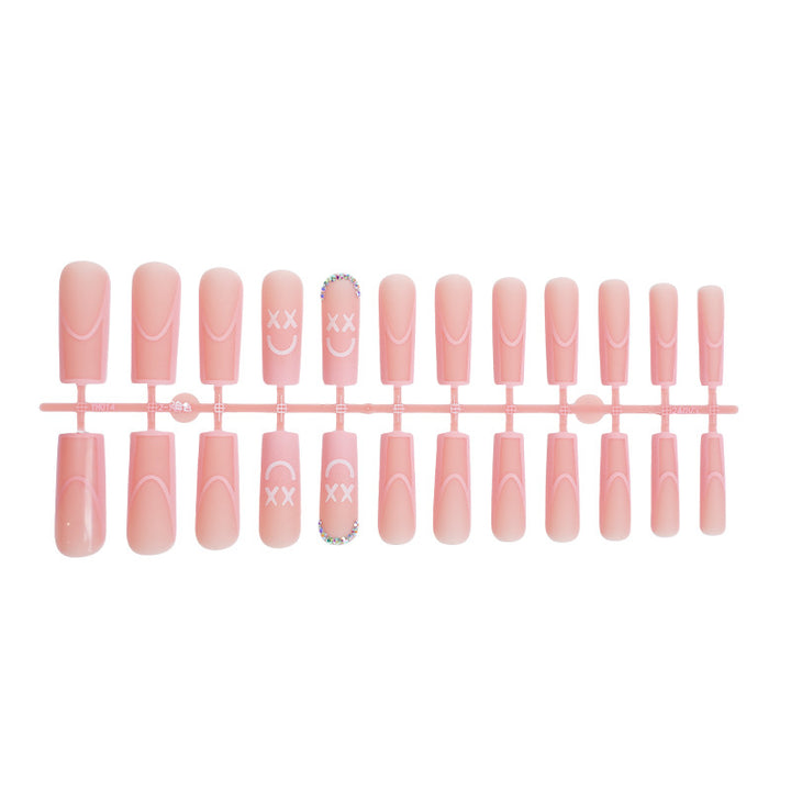Dekoratives Press-On-Nail-Set mit verspielten Designs Karnz