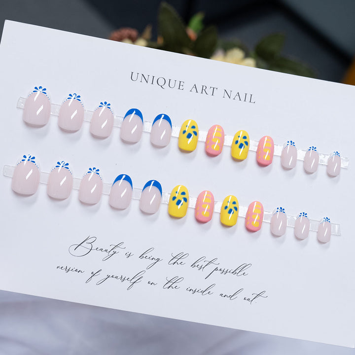 Kreatives Künstlerisches Press-On Nageldesign