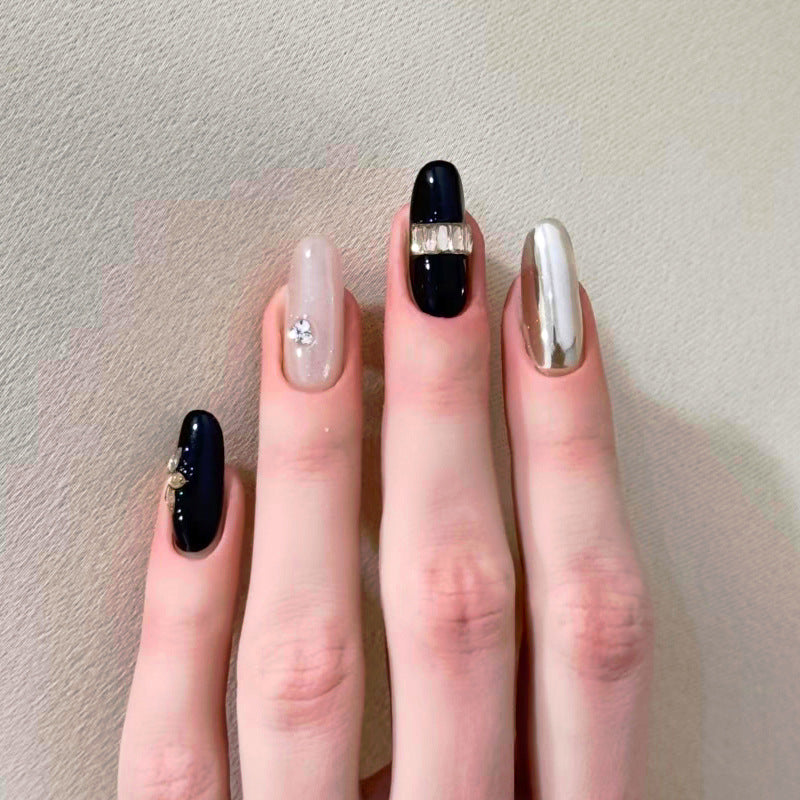 Künstlerische mit Rhinestones verzierte Press-On Nägel Karnz